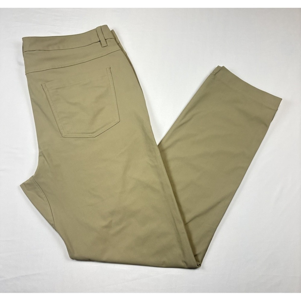 Quince Men's Everyday 5 Pocket Tech Pant Slim Fit 36x31 Sand Dune.